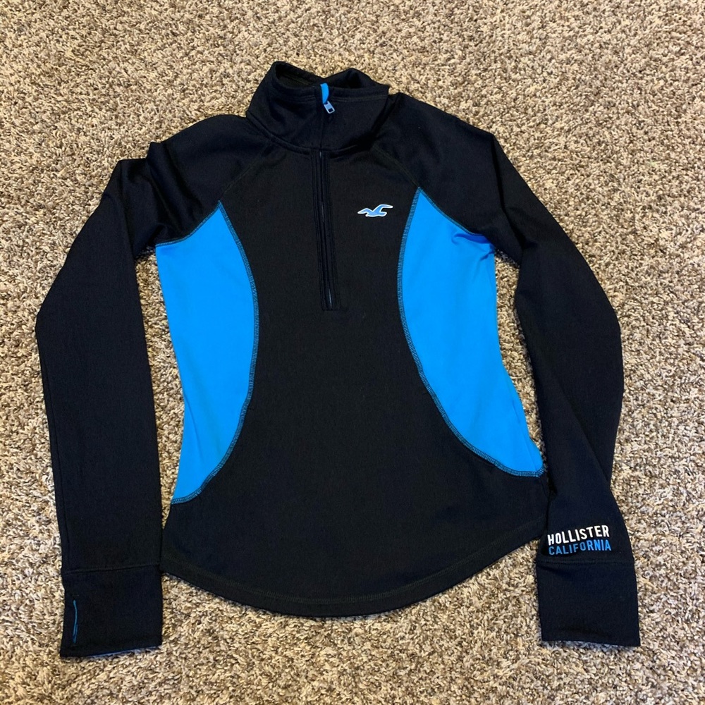 Women’s Hollister quarter zip